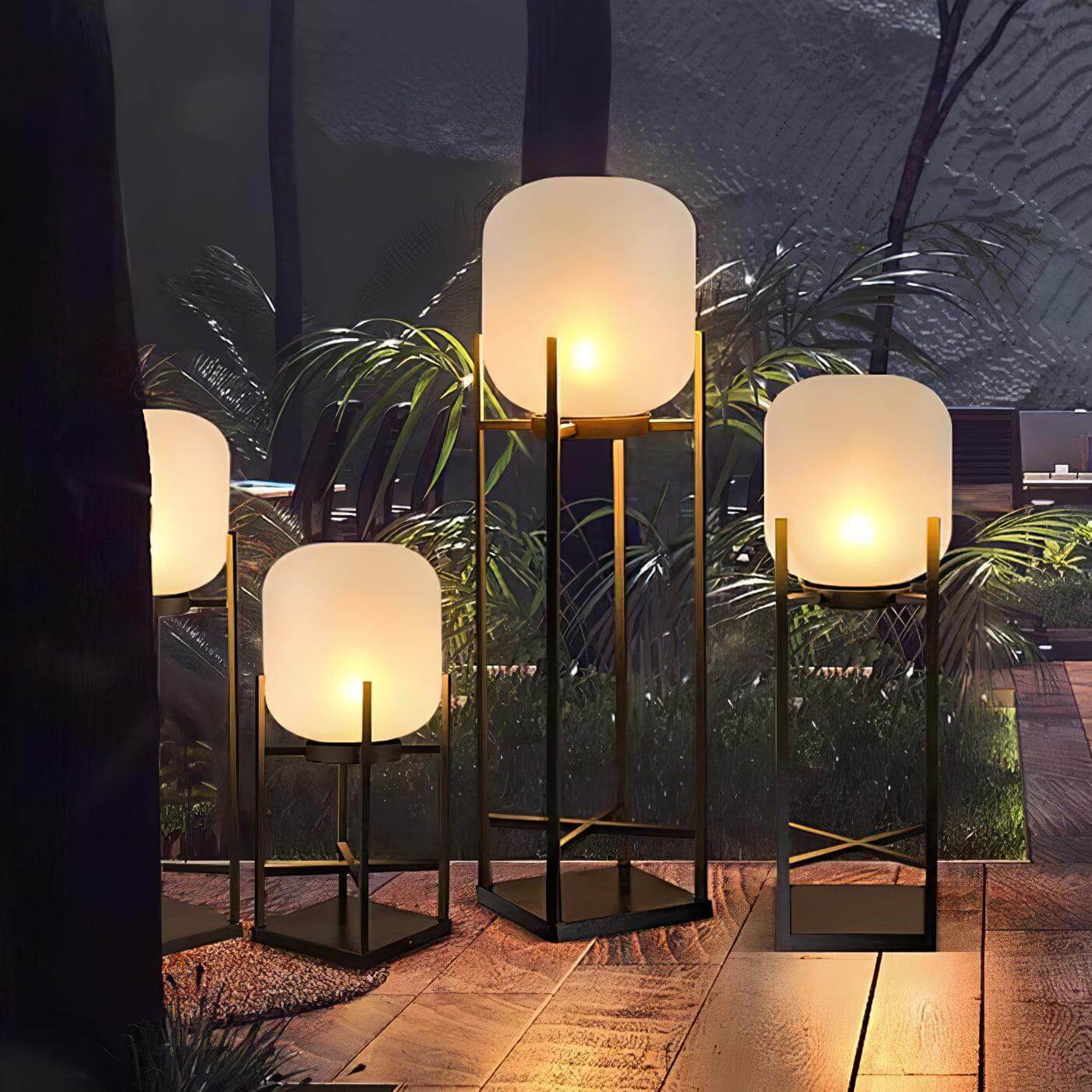 Solar Outdoor Floor Lamp - Sustainable