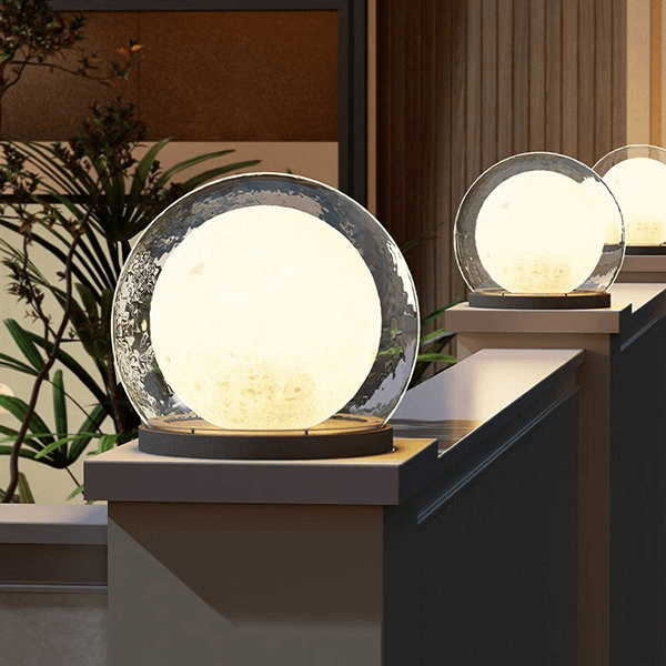 Modern Outdoor Lamp - Moon Shaped Design