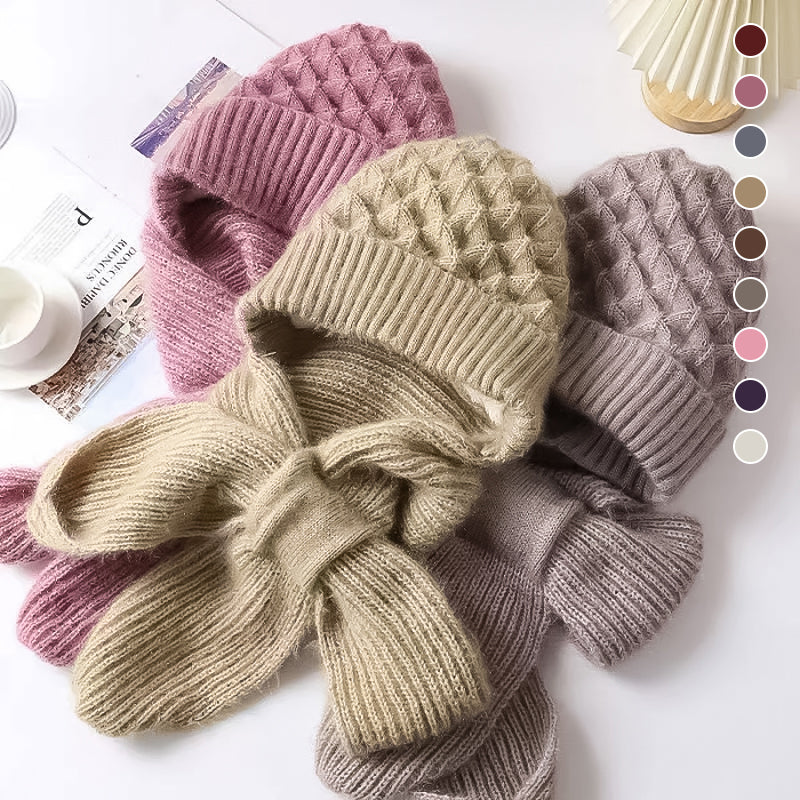 Knitted Winter Hat with Integrated Scarf – 2-in-1 Design