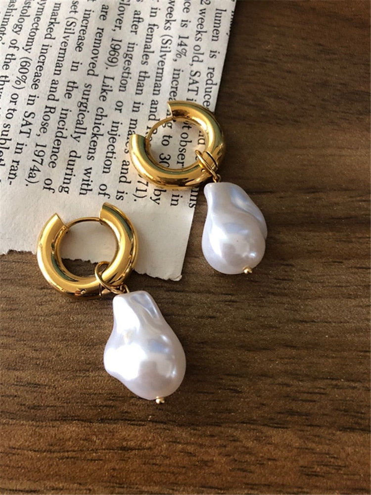 Retro Circle Pearls | Vintage Circle Pearl Earrings