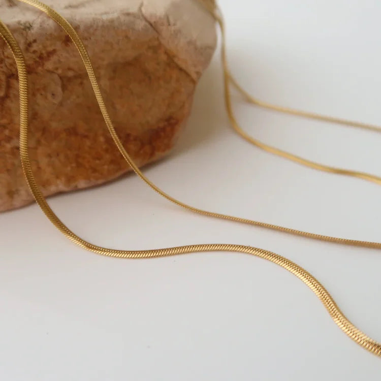 Stylish Slim Snake Chain – Isis
