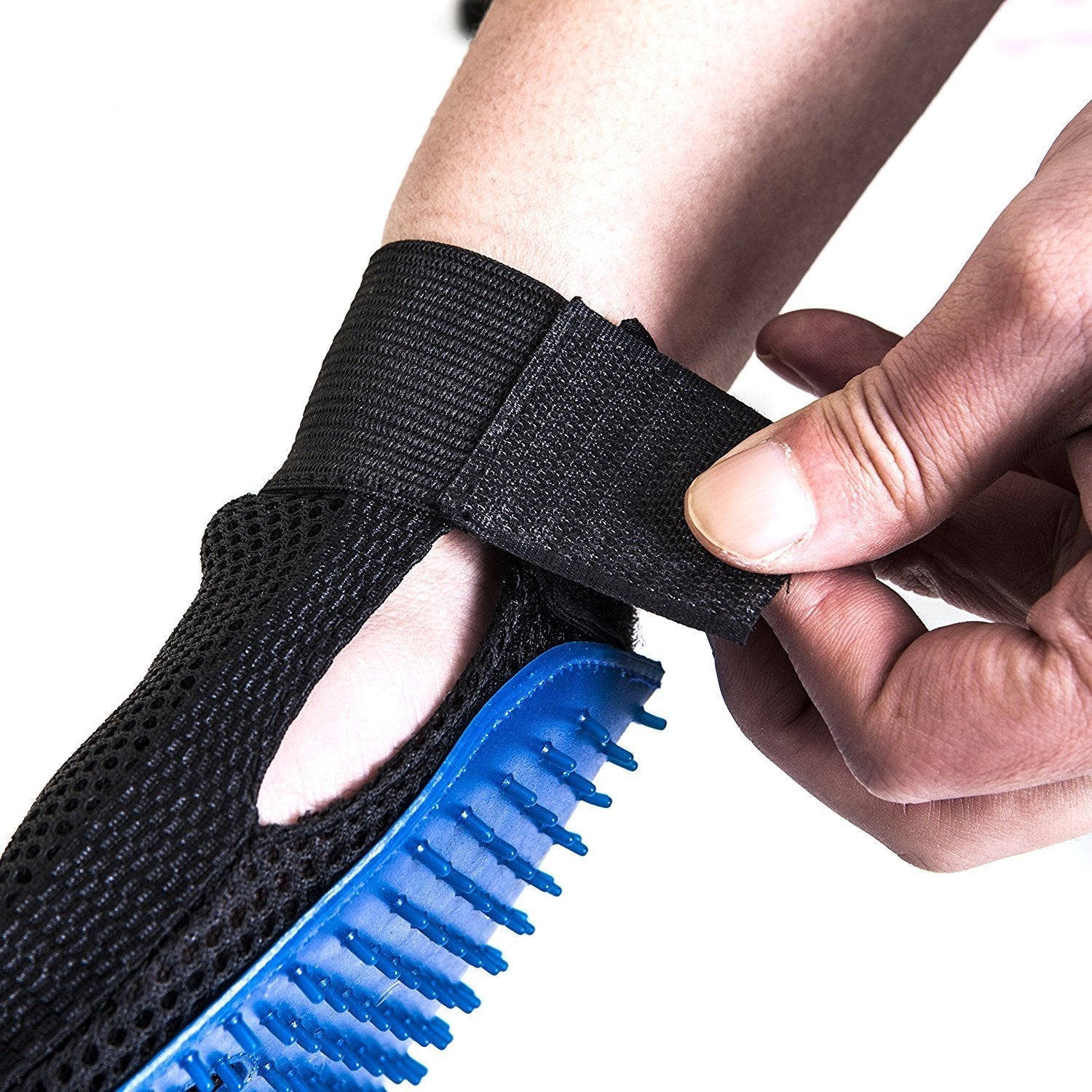 Grooming Glove for Dogs and Cats - GroomGlove
