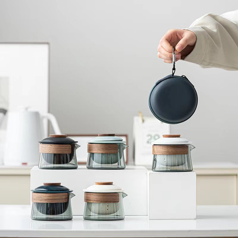 Portable and Stylish Tea Set - SipMate