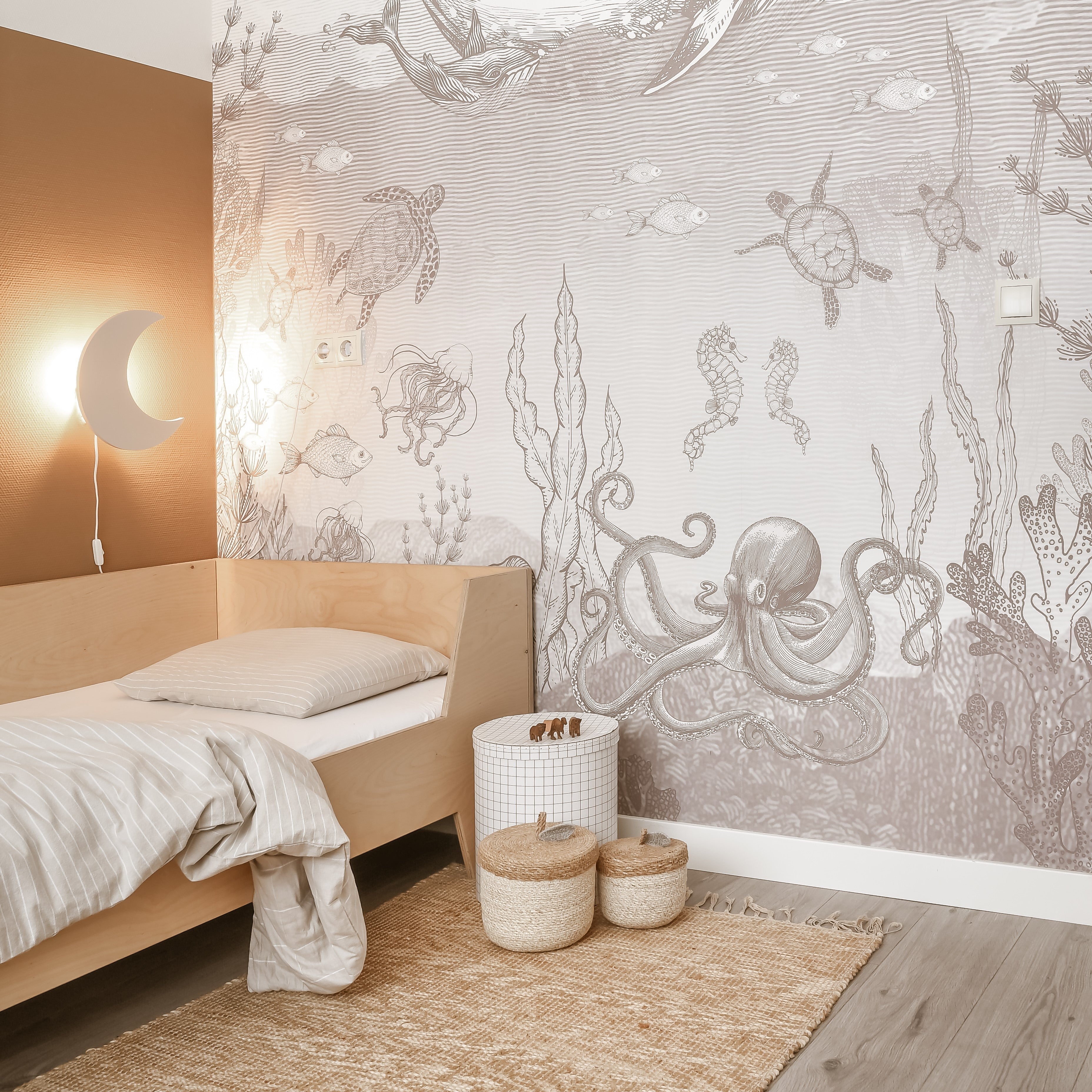 Wooden Wall Lamp for Children's Room - Moon-Shaped