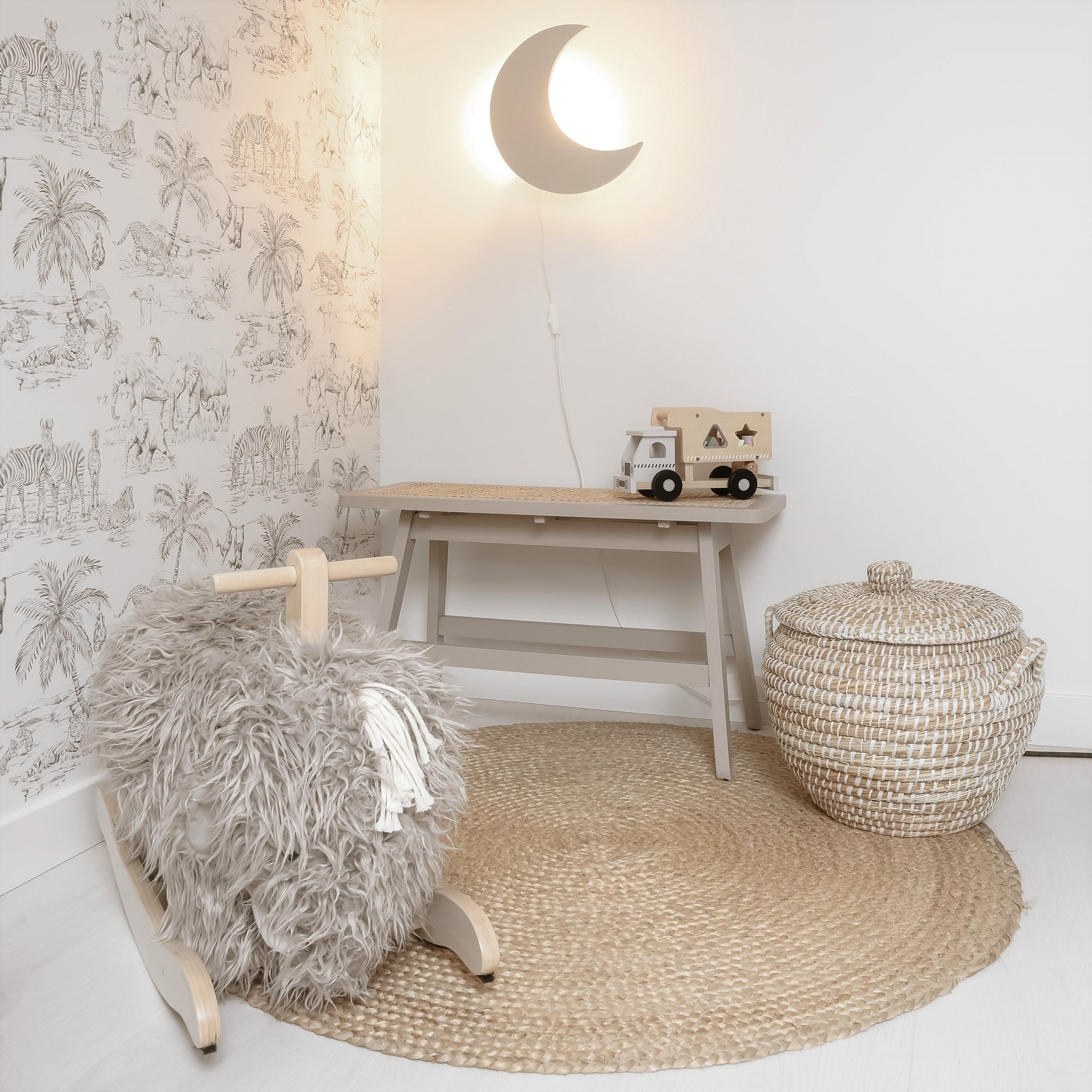 Wooden Wall Lamp for Children's Room - Moon-Shaped