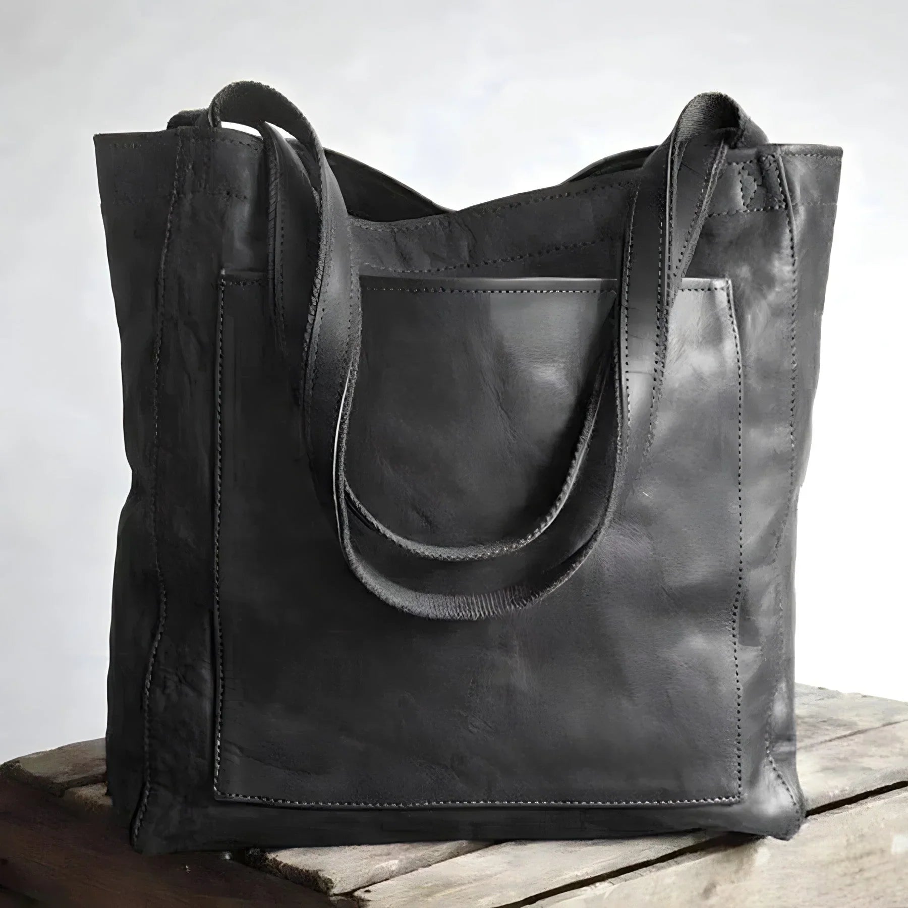 Julienne Leather Shopper - For Stylish and Practical Days