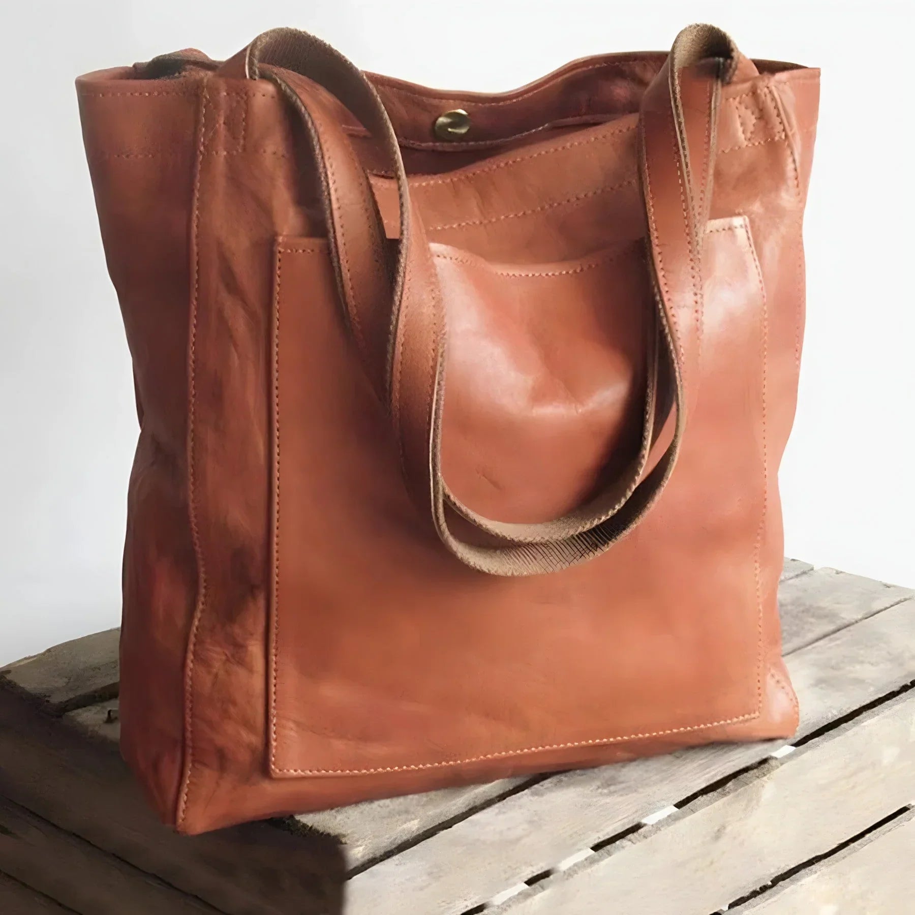 Julienne Leather Shopper - For Stylish and Practical Days