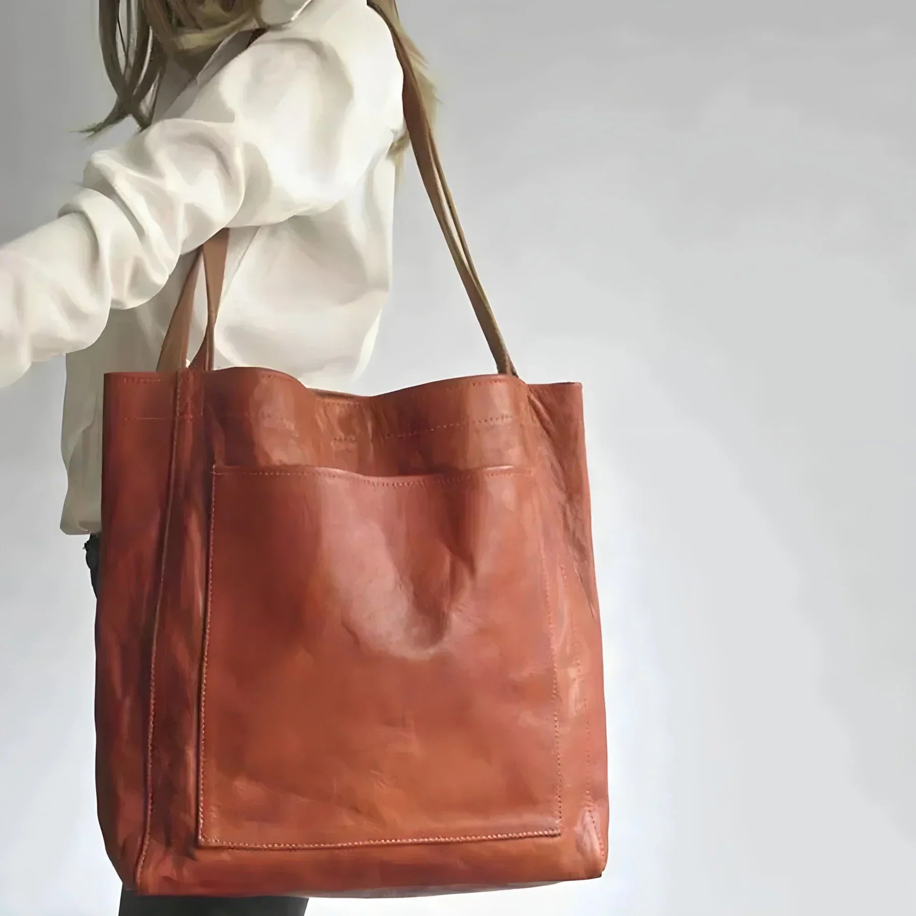 Julienne Leather Shopper - For Stylish and Practical Days