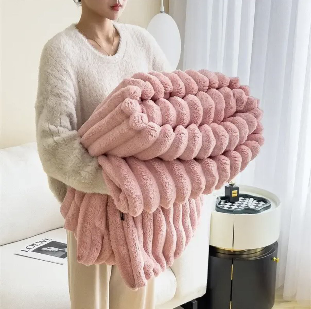 FluffyDreams Luxe Blanket – Soft, Warm and Stylish