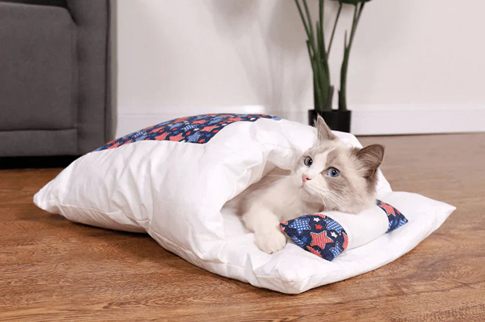 Winter Cat Sleeping Bag – SnugKitty Frost Magic
