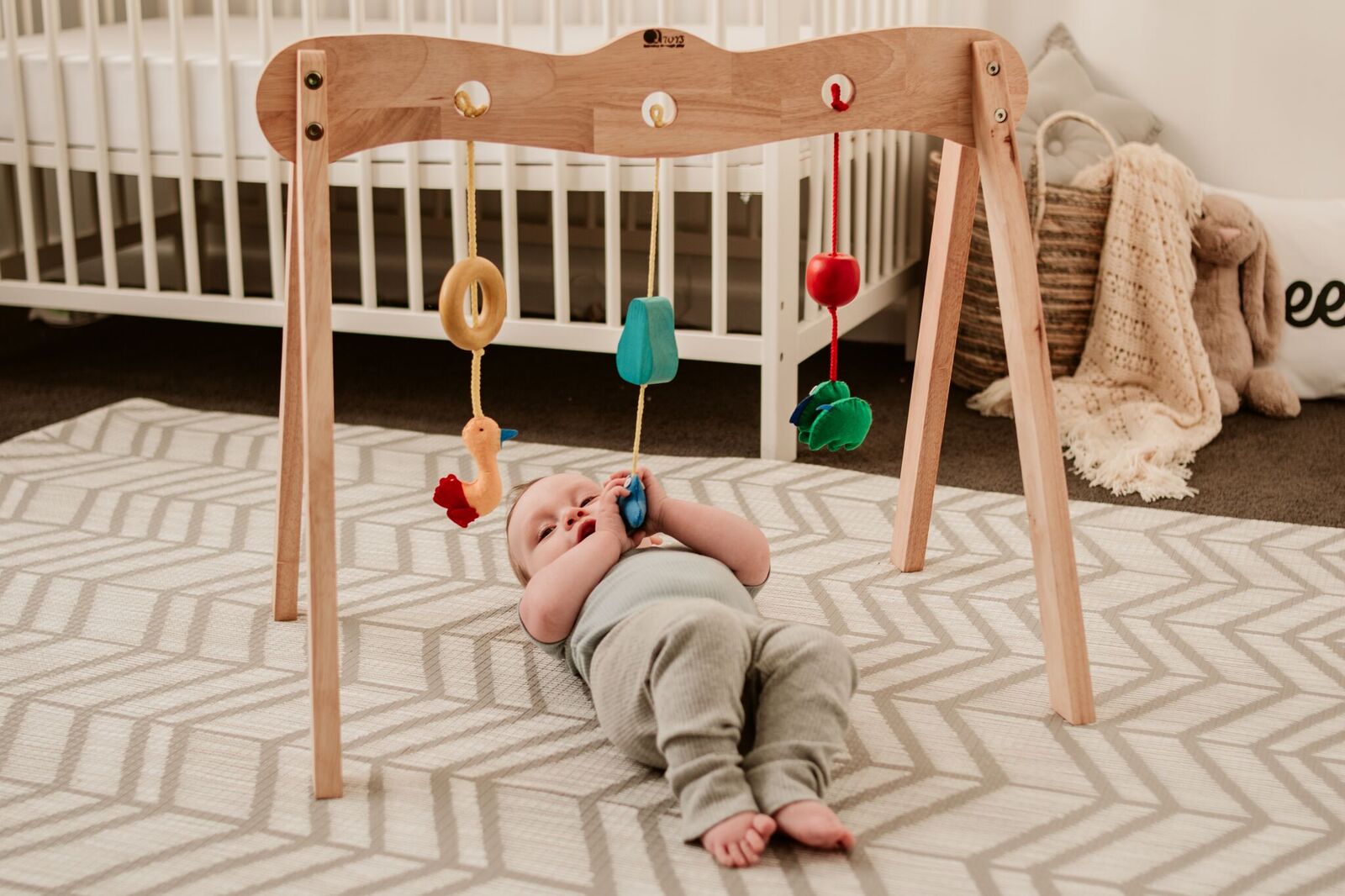 Stimulating Baby Play Gym – For Joyful Play Moments