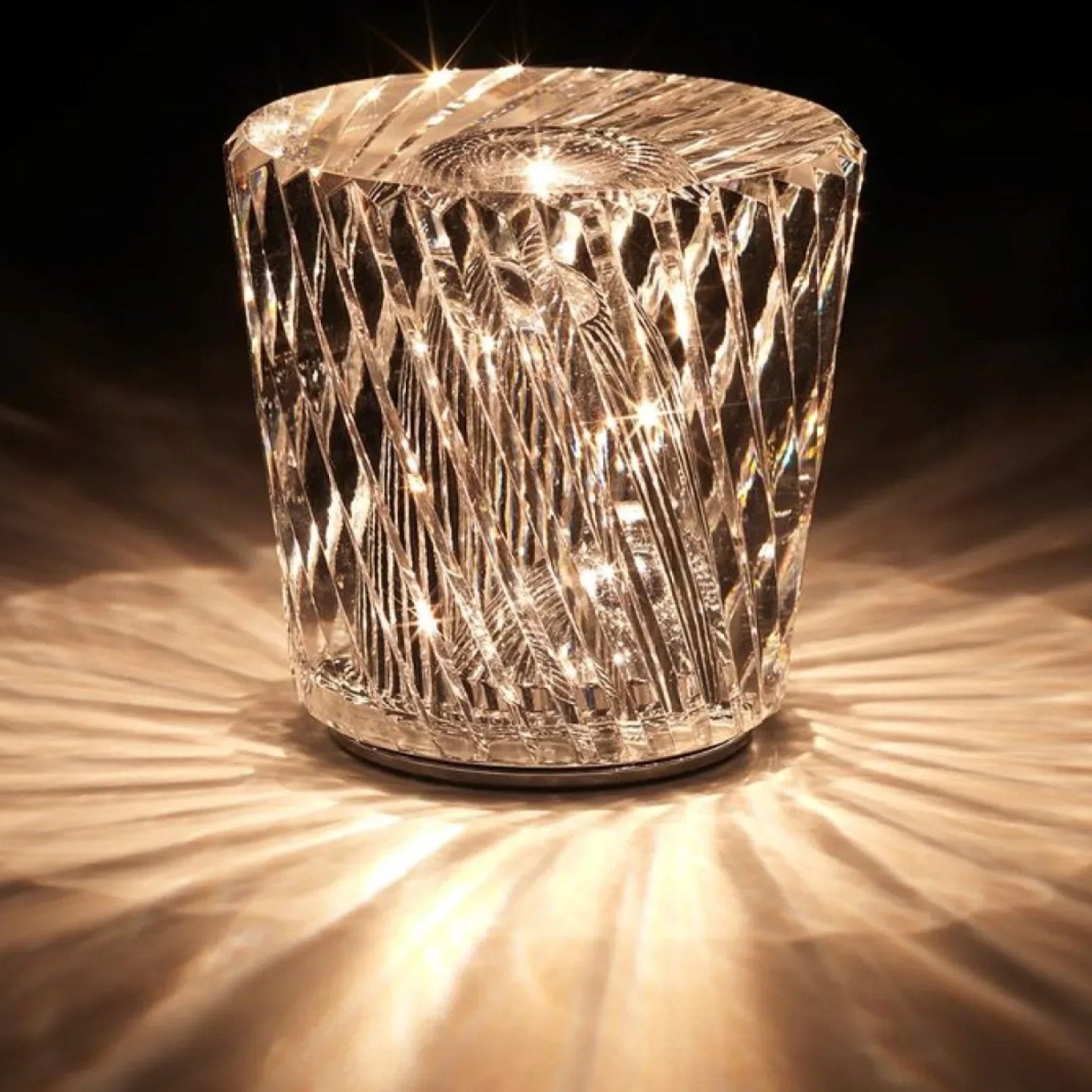 Luxurious Rechargeable Diamond Crystal Table Lamp – Lumière Diamant