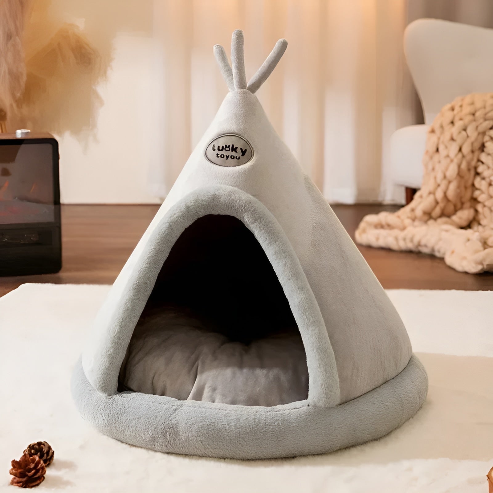 Winter Snuggle Tent for Pets – Frosty PurrPalace