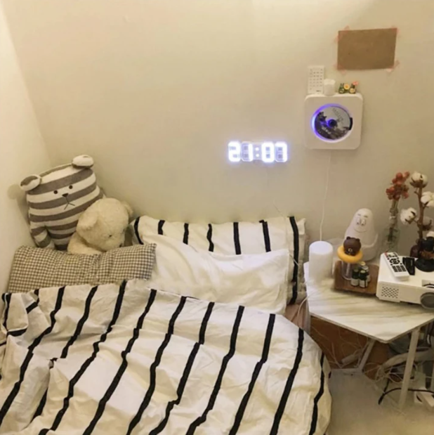 Smart 3D Digital Clock – Modern Design for Your Nightstand