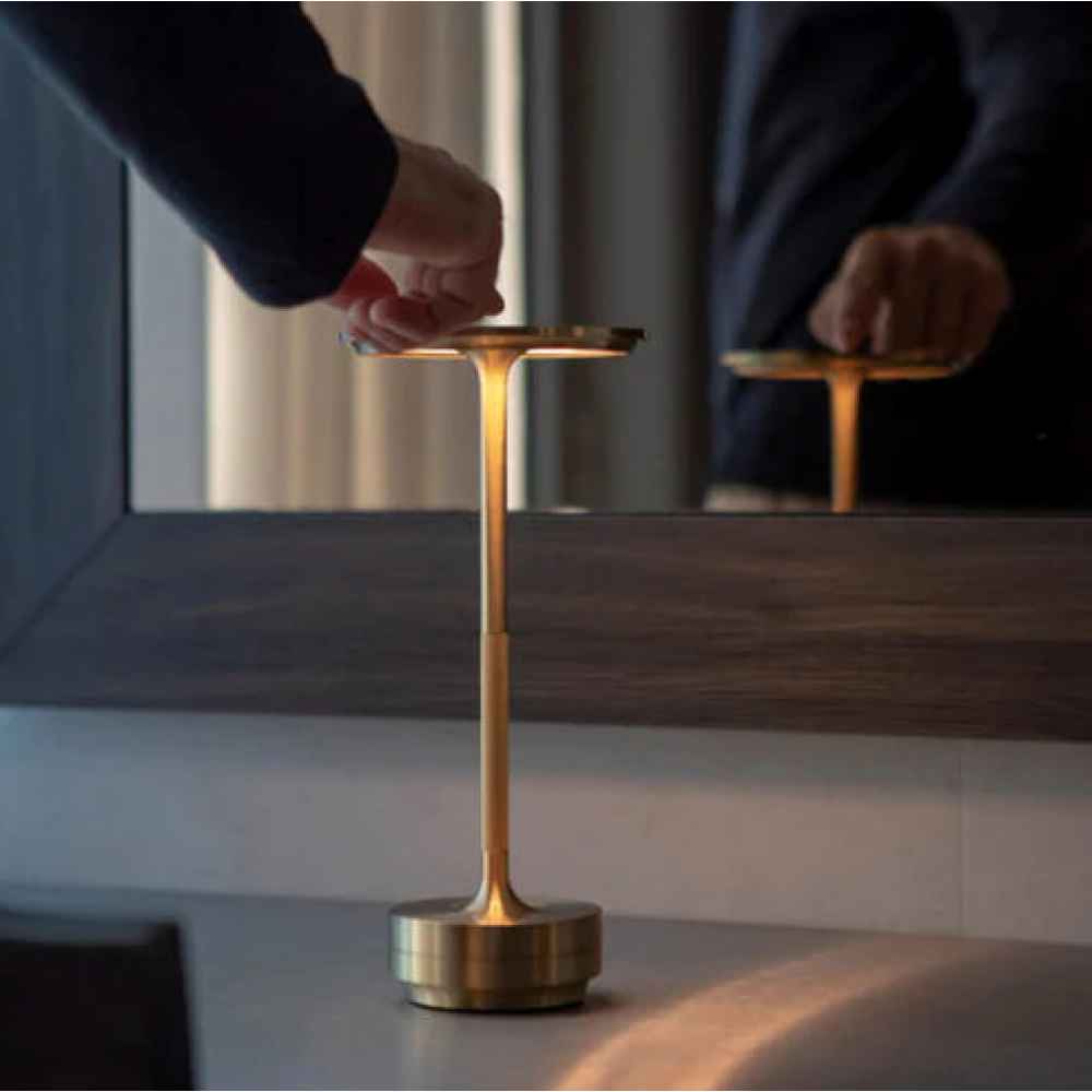 ClarityGlow Luxury Edition | Wireless LED Table Lamp