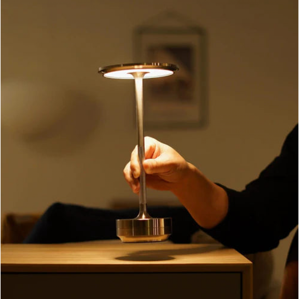 ClarityGlow Luxury Edition | Wireless LED Table Lamp