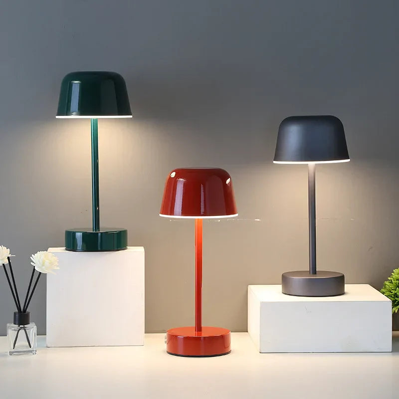 AuraLume Pulse Flare - LED Table Lamp with Dynamic Light