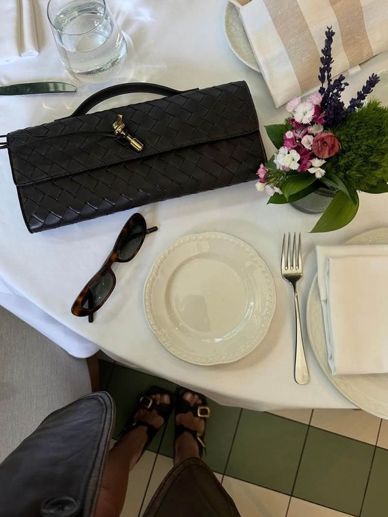 Luxe Woven Handbag - Elegance with Gold Closure