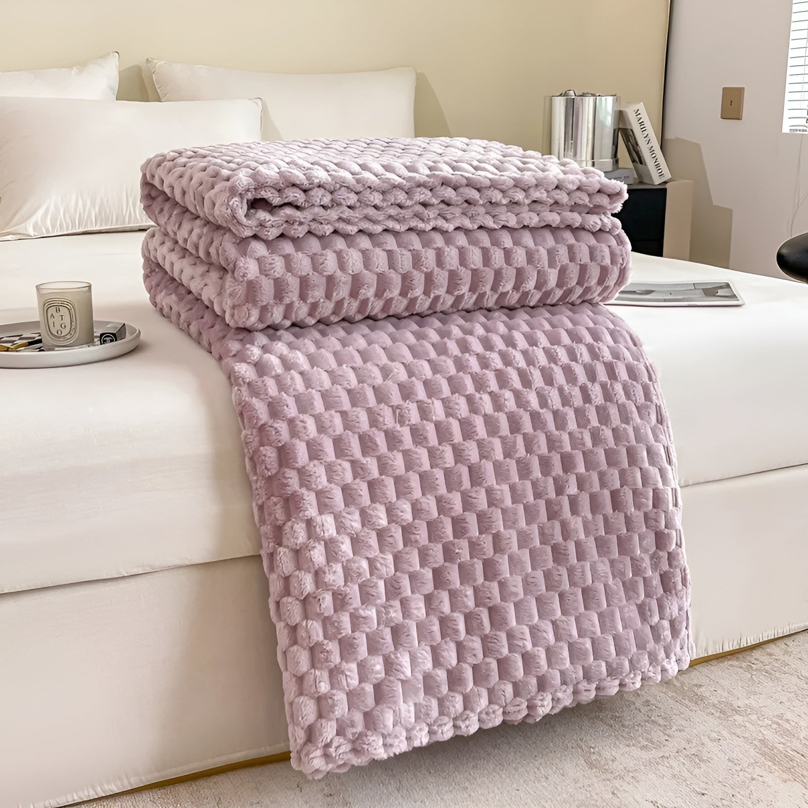 Blanket - Luxury Microfleece for Ultimate Comfort