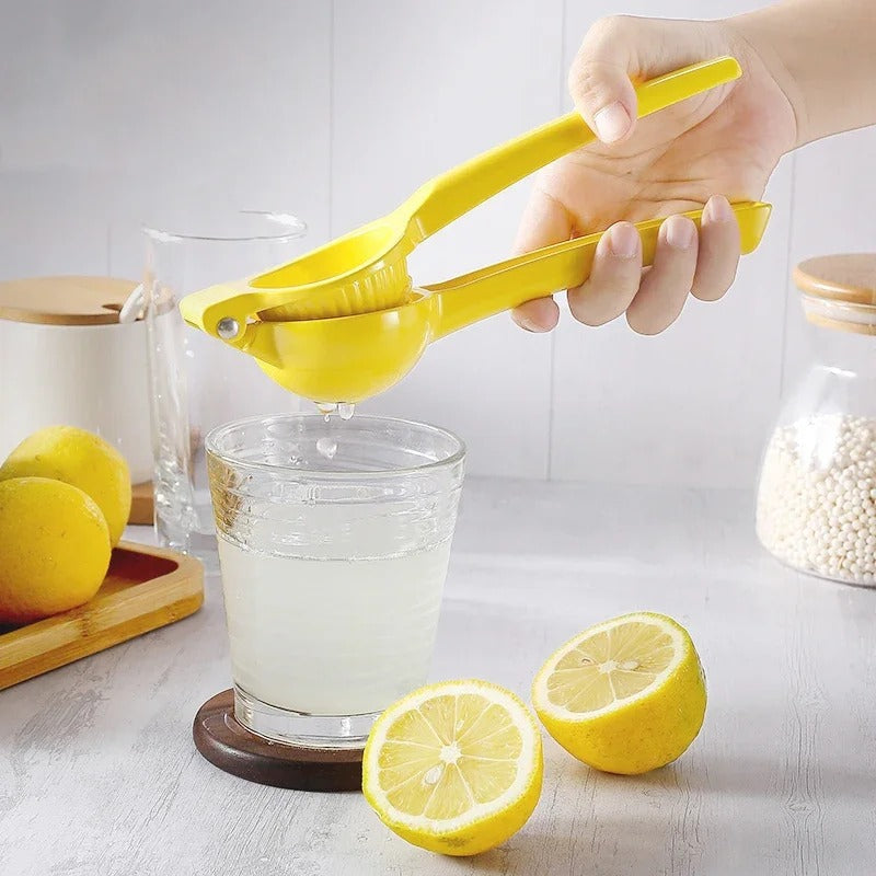 Manual Lemon Squeezer made of Aluminium - CitrusPress