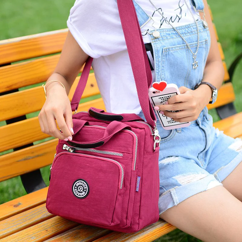 Casual Crossbody Bag for Women - Compact and Stylish for Everyday Use