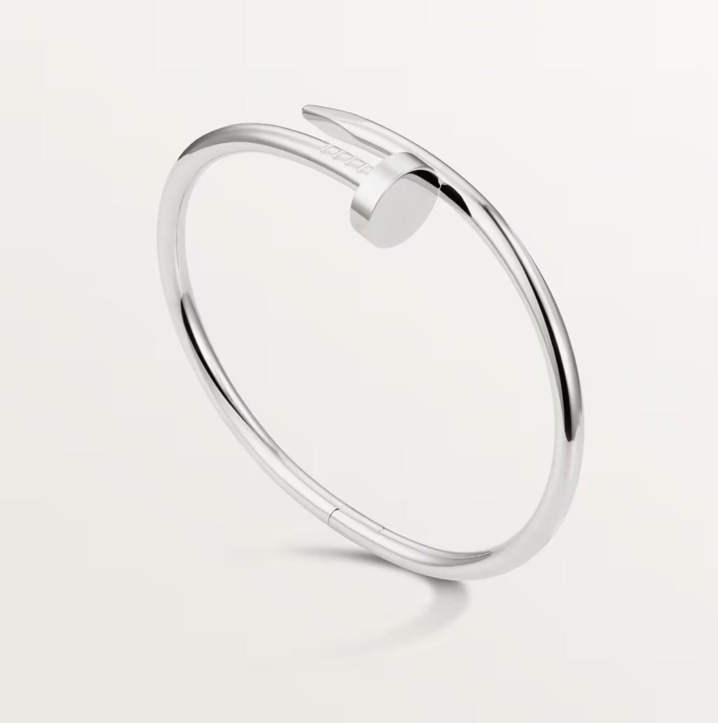 Minimalist Silver Bracelet - Timeless Design | Luxury Accessories