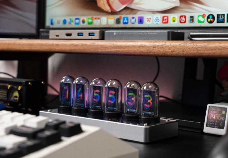 Vertical LED Nixie Desk Clock – Chronix