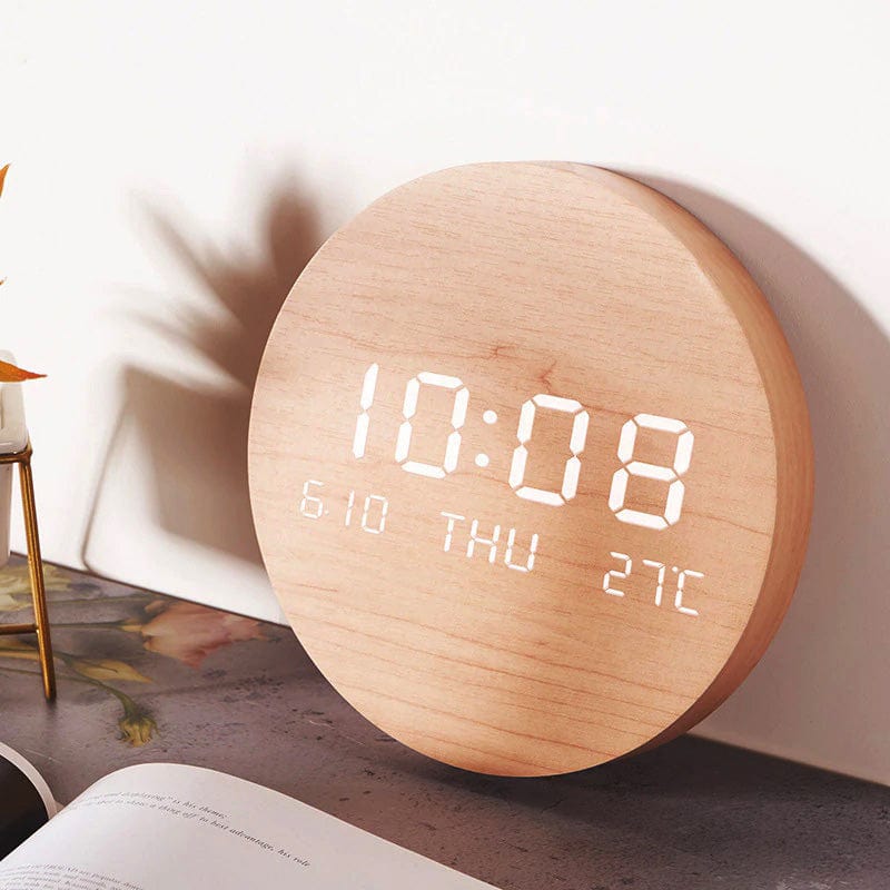 Nordic-Inspired Wall Clock – Svenna