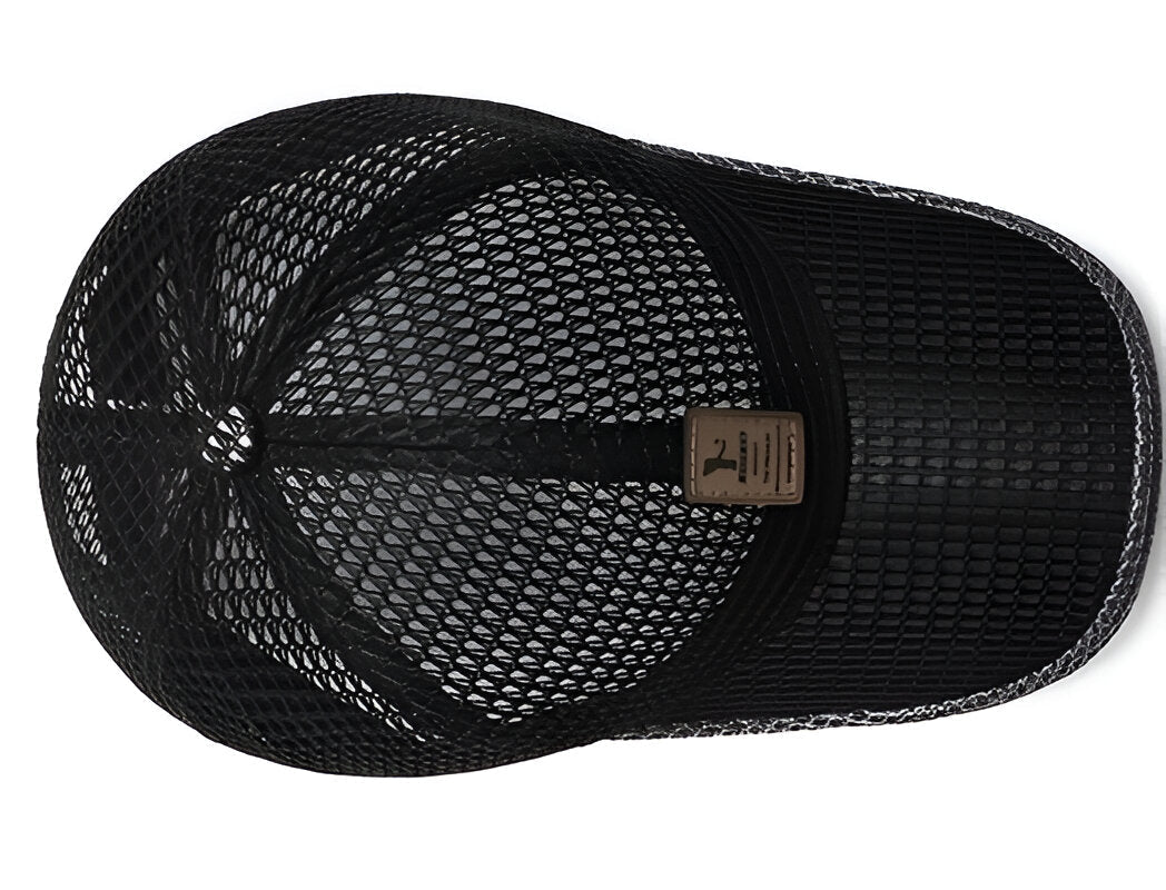 Lightweight Breathable Mesh Cap – Adjustable Sports Cap with Sweat-Wicking Design