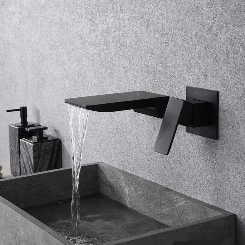 Sensor Wall Tap with Waterfall Spout – Fluxis