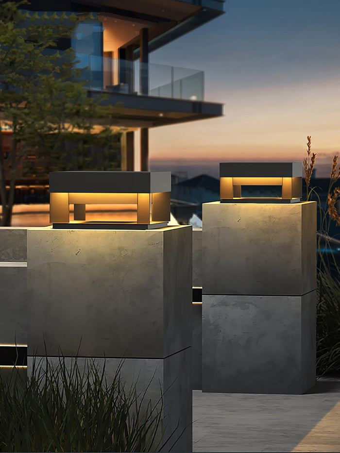 Robust Solight Solar Wall Lamp | Weatherproof and Efficient