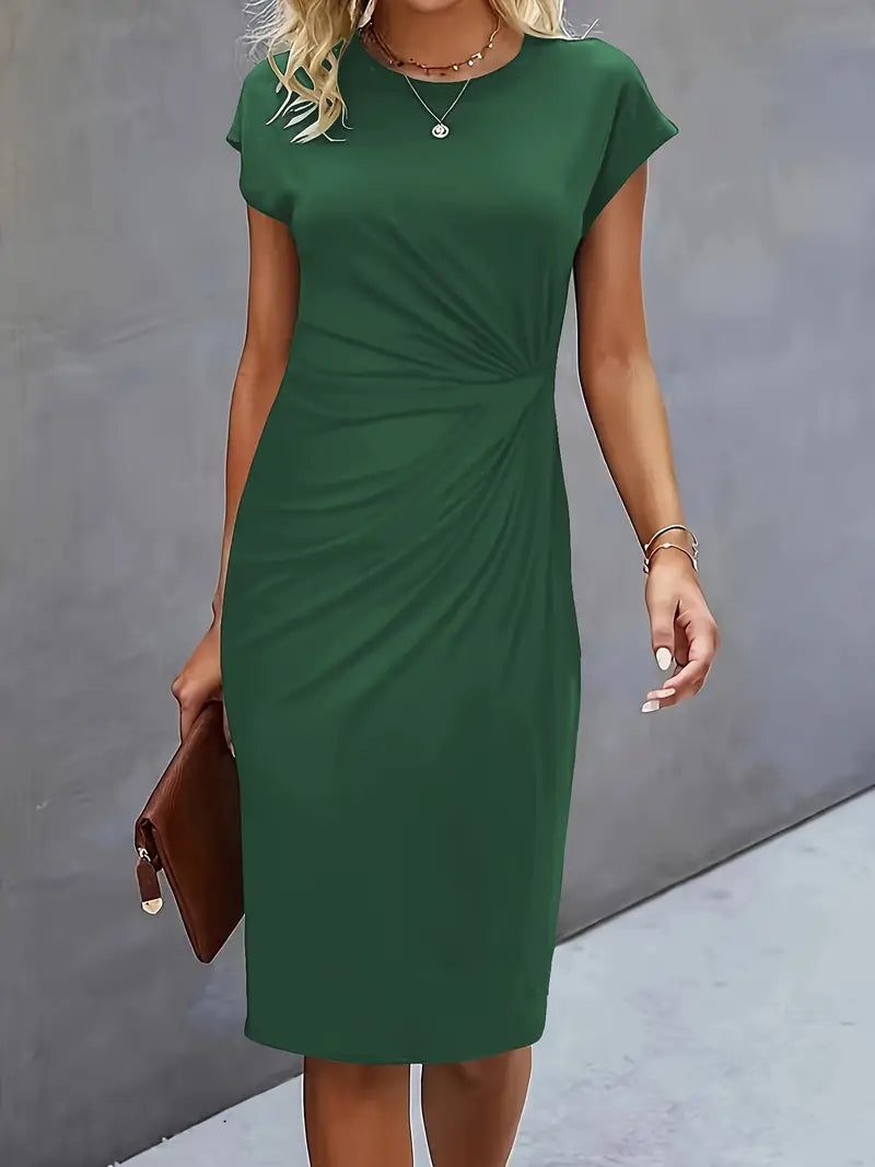 Midi Dress – Flattering Silhouette and Timeless Design