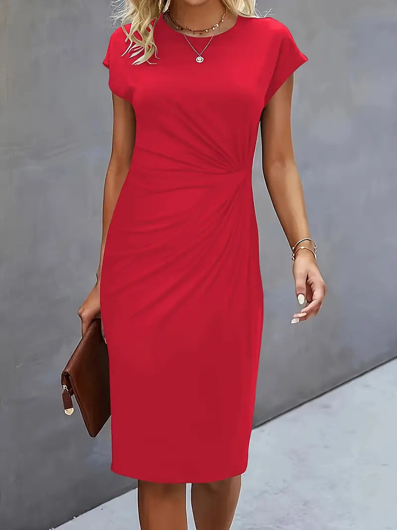 Midi Dress – Flattering Silhouette and Timeless Design