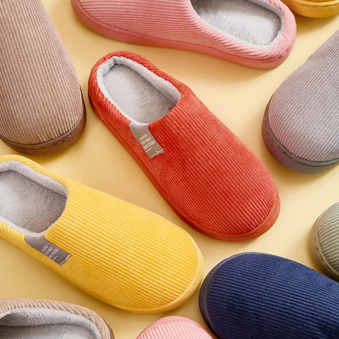 Women’s Winter Warm Slip-on Slippers - Comfort & Style