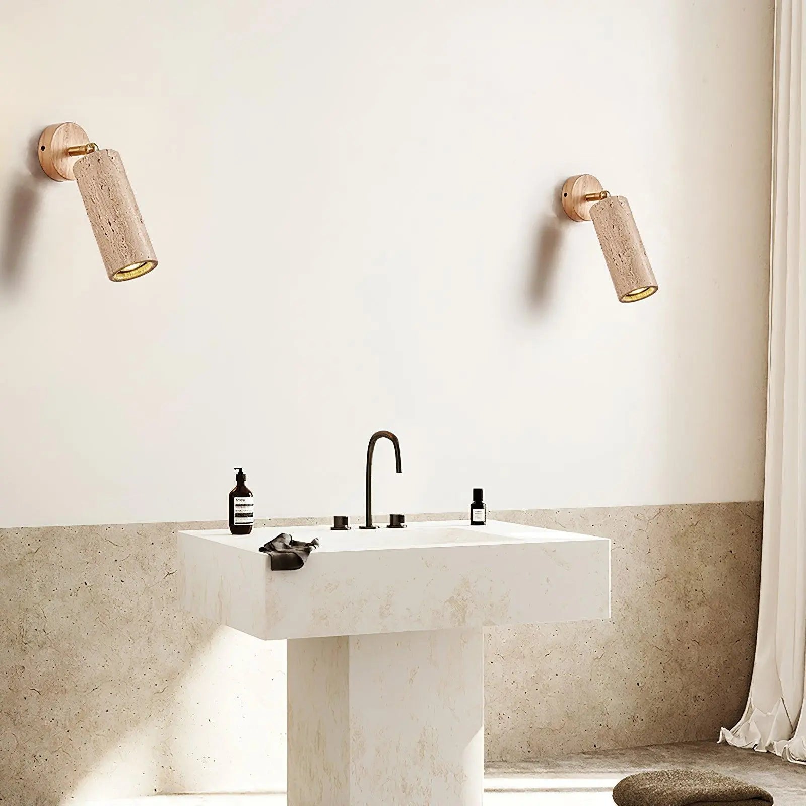 Lâit Wall Lamp – Luxe Design with Wooden and Travertine Details
