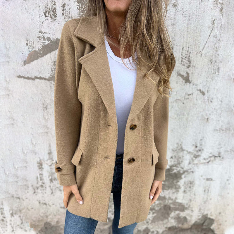 Urban Chic Women's Coat – Stylish, Comfortable, and Timeless