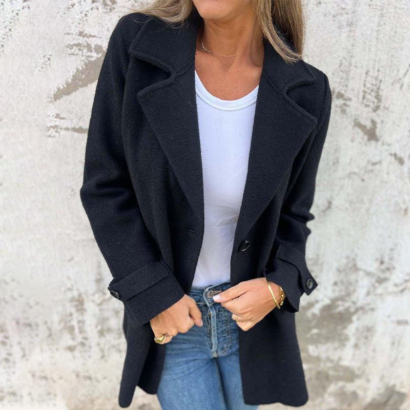 Urban Chic Women's Coat – Stylish, Comfortable, and Timeless