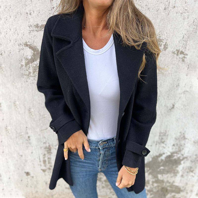 Urban Chic Women's Coat – Stylish, Comfortable, and Timeless