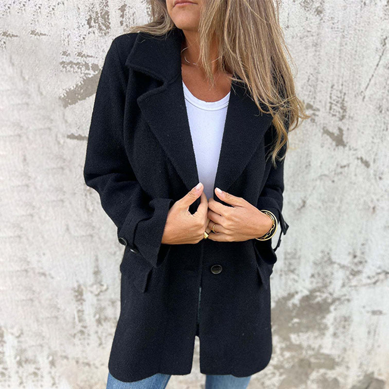 Urban Chic Women's Coat – Stylish, Comfortable, and Timeless