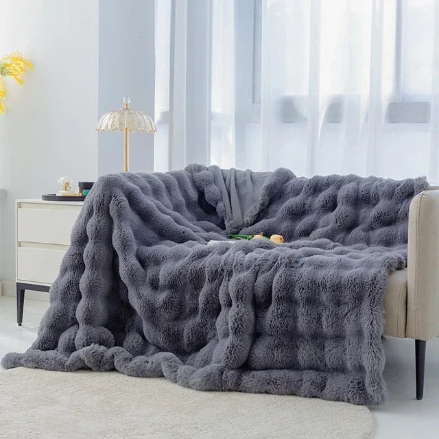 Colin Plush Blanket - Winter Luxe & Super Soft