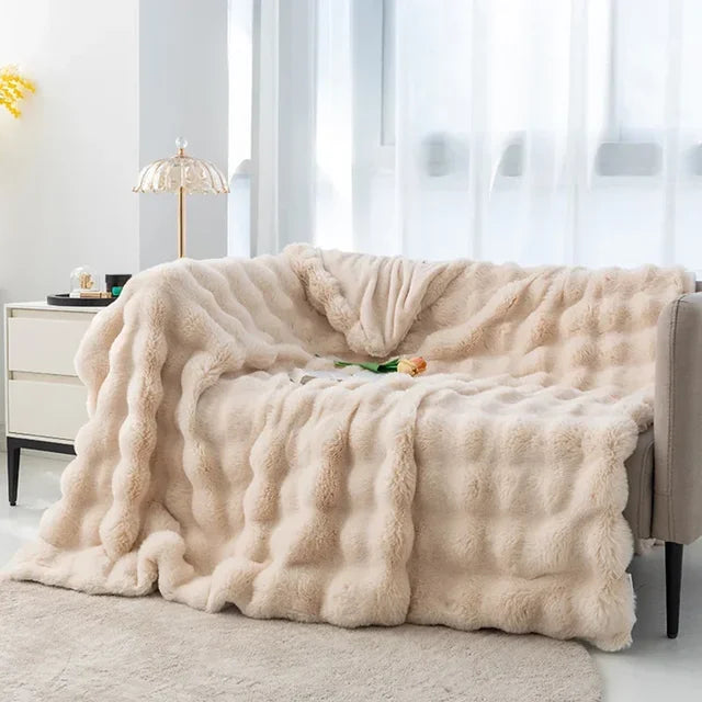 Colin Plush Blanket - Winter Luxe & Super Soft
