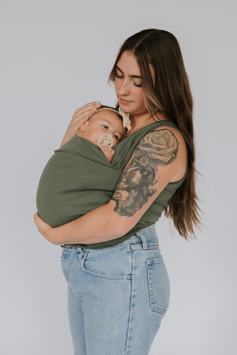 HavenCuddle Babywearing Shirt | Comfortable Skin-to-Skin Carrier for Hands-Free Parenting