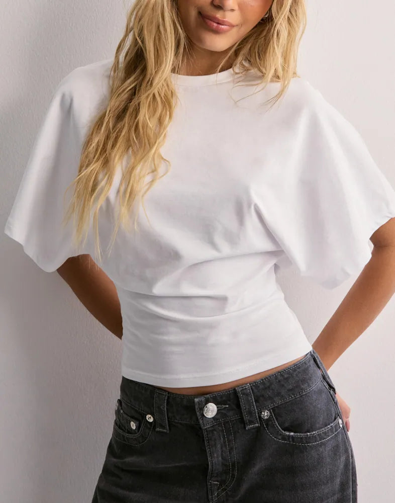 Trendy T-shirt for Women - Wide Sleeves