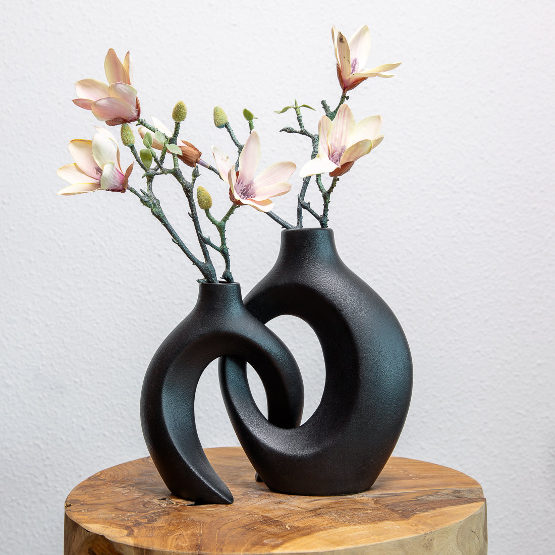 Gleora | Unique Flower Vase - Intertwined Design