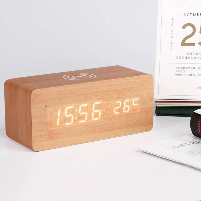 Smart Digital Clock with Voice Control – Lighting and Temperature Display