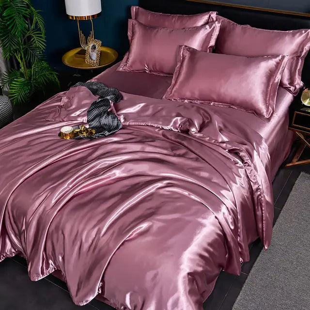 SilkSerenity Satin Duvet Cover - Luxury and Comfort