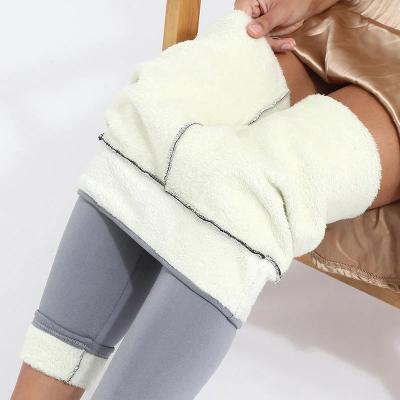 Premium Fleece Leggings – Warm and Comfortable for Winter Days